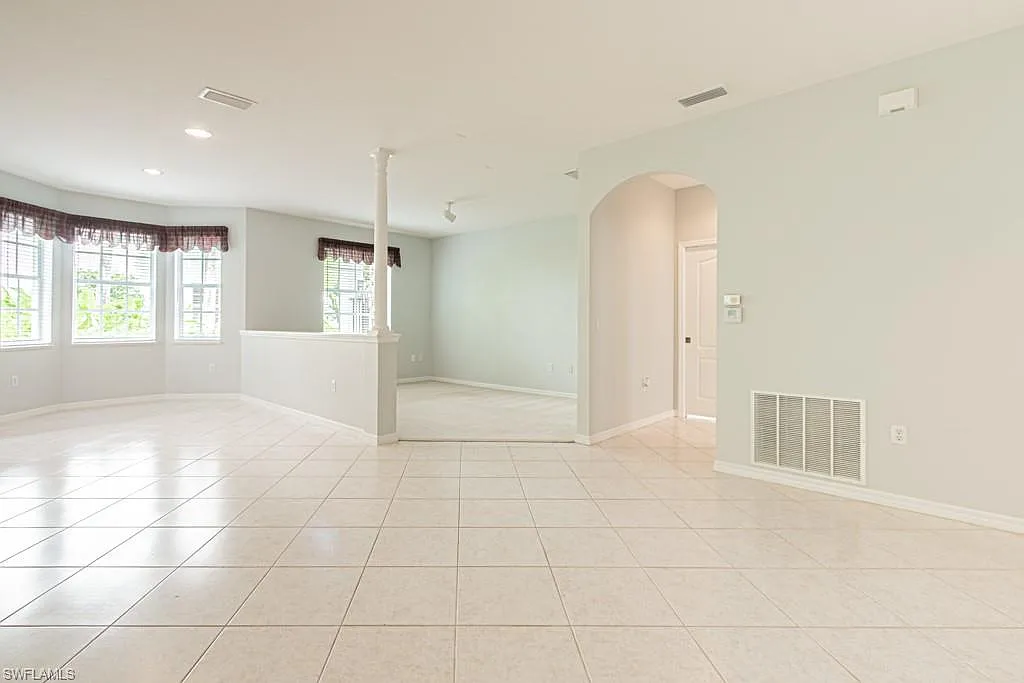 2 bed, 2.0 bath, 1990 sqft, $3,250 — Photo 4