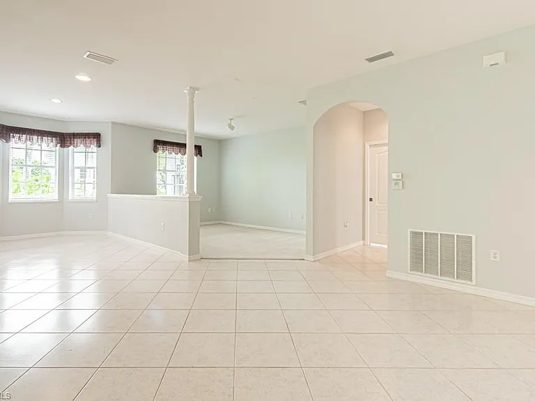 2215 Hawksridge Dr #802 — Photo 4