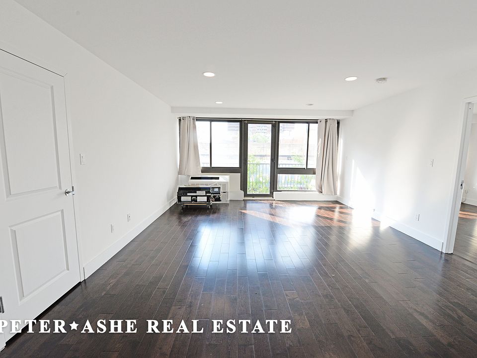 1st image of 203 E 121st St APT 506