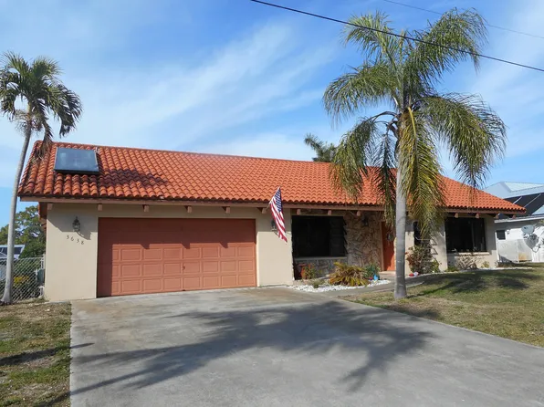 3638 Pine Tree Dr, Saint James City, FL 33956