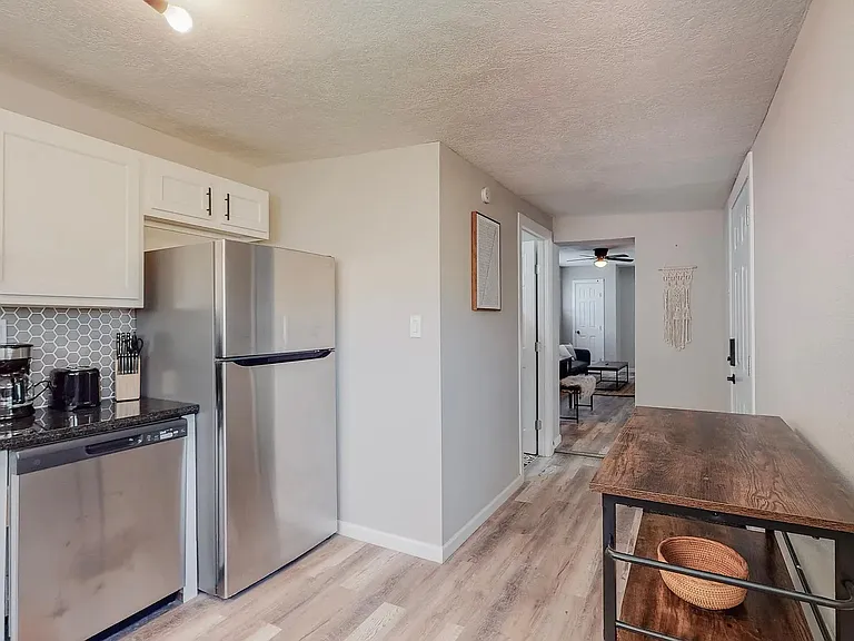 2124 Eton Ave SE #2F — Photo 5