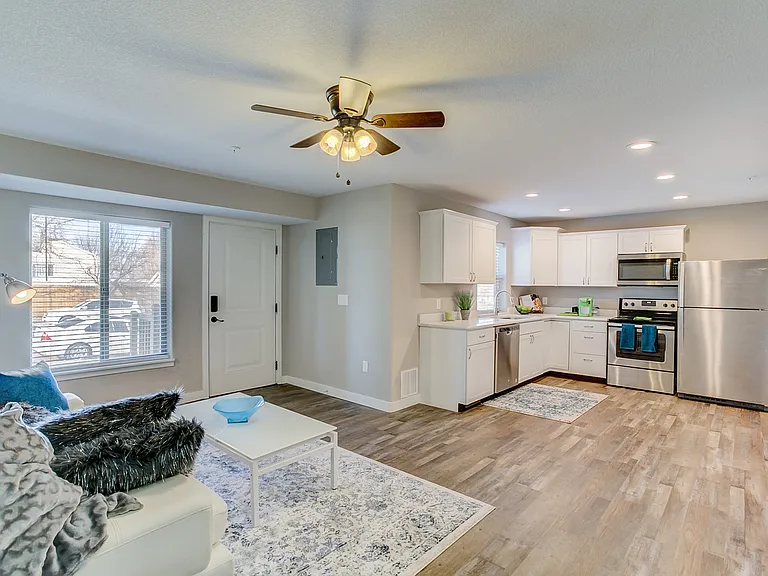 1283 Yuma St #101 — Photo 5