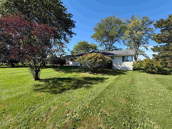 3rd image of 9344 Nichols Rd