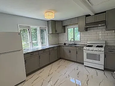 328 Stone Schoolhouse Rd #O — Photo 2