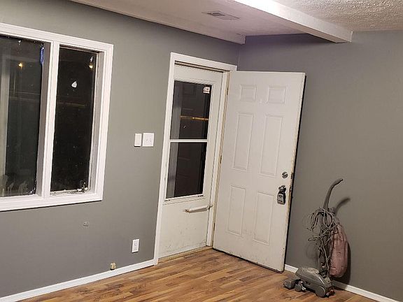 2nd image of 221 Riverview Ave