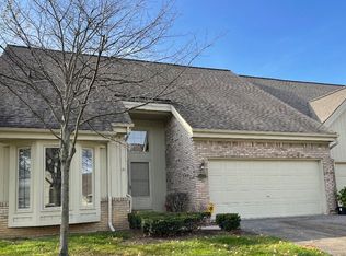 24411 Kensington, Farmington, MI 48335