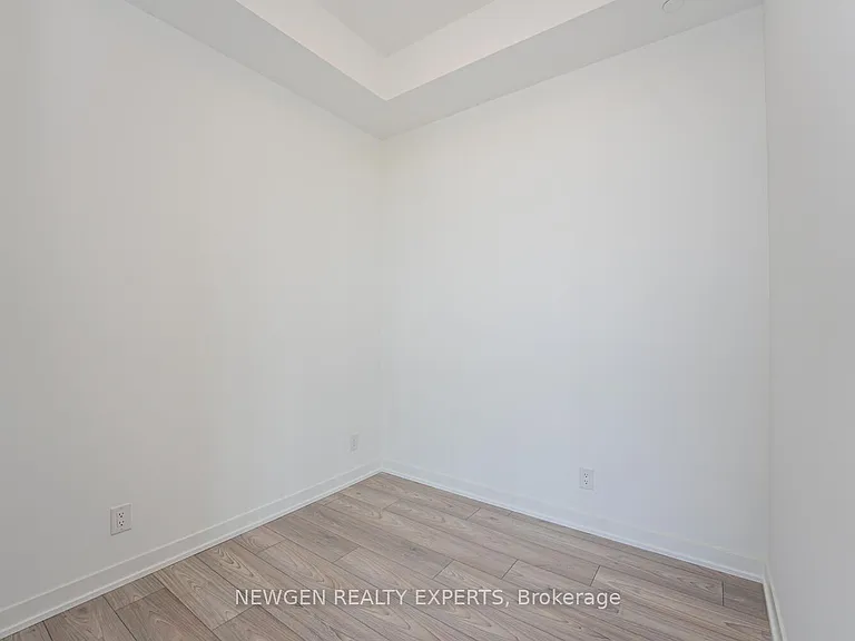 285 Dufferin St #1203 — Photo 15