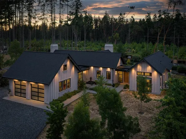 1175 Evergreen Way, Errington, BC V9P 2B1