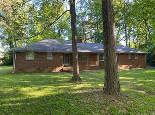 2034 Gilbert St, Charlotte, NC 28216