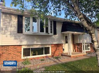 441 Alpine Dr, Green Bay, WI 54302