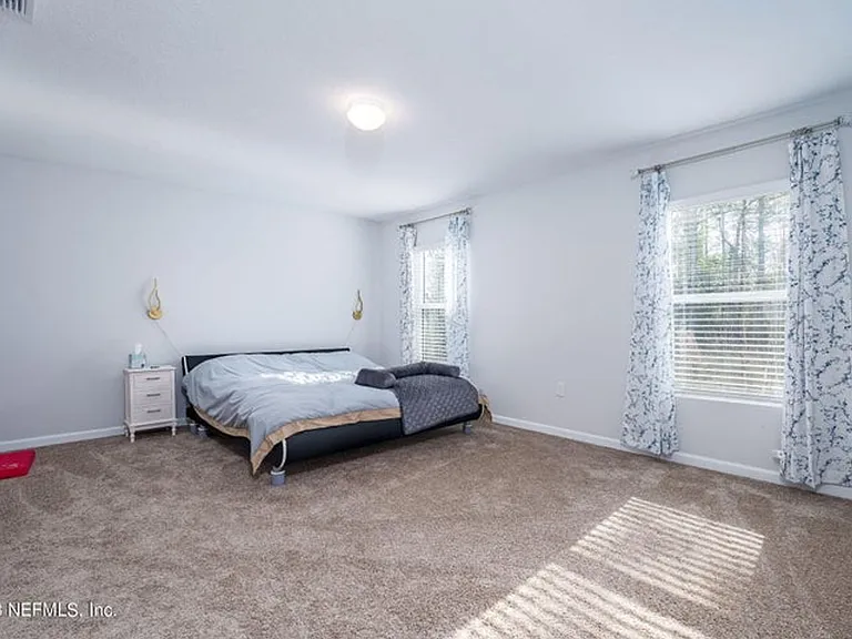 581 Meadow Ridge Dr — Photo 9