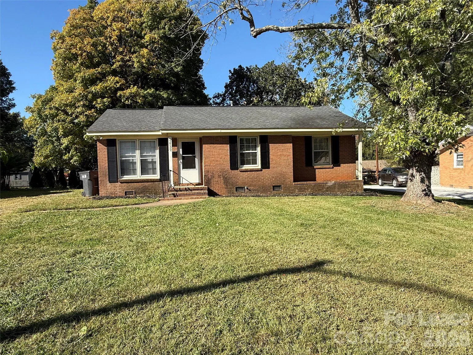 3 bed, 2.0 bath, $1,795 — Photo 1