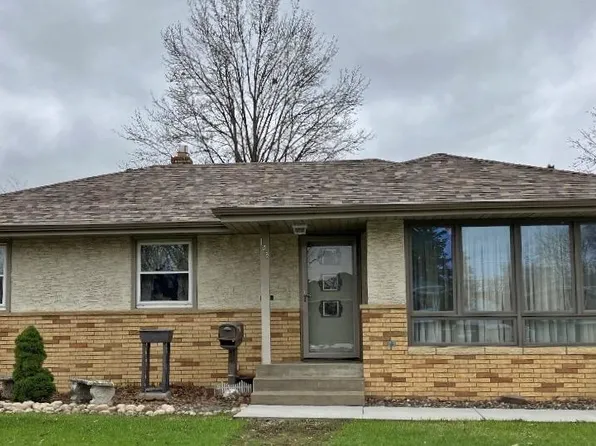 145 Ash St W, South Saint Paul, MN 55075