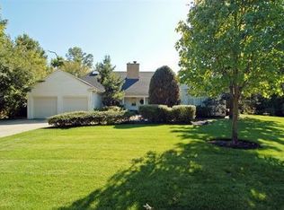 1230 Broadmeadow Rd, Winnetka, IL 60093