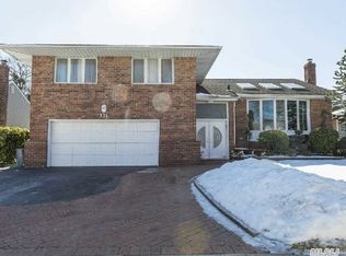 734 Hillcrest Pl, Valley Stream, NY