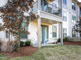 2501 Bienville Blvd #417, Ocean Springs, MS 39564
