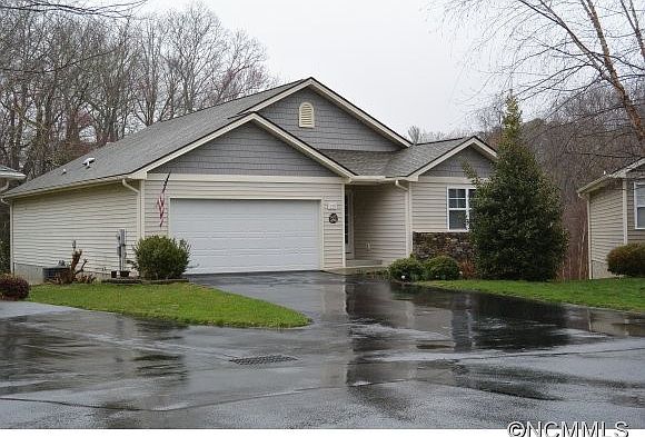 1st image of 173 Clear Creekside Dr