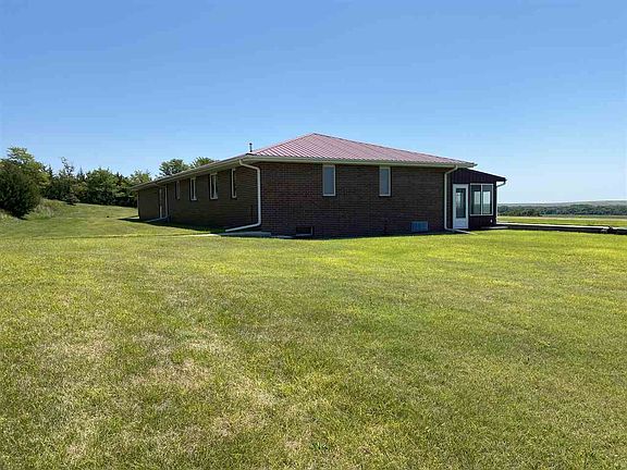 4th image of 42019 Road 711