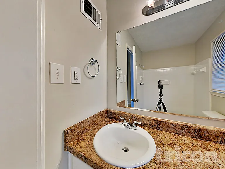 4262 Rue Saint Michel — Photo 14