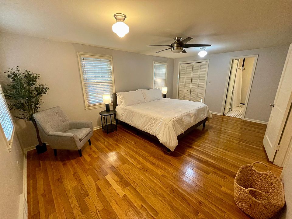 2709 W 71st St, Prairie Village, KS 66208 Zillow