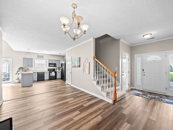 3rd image of 3737 Meadow Ridge Ln