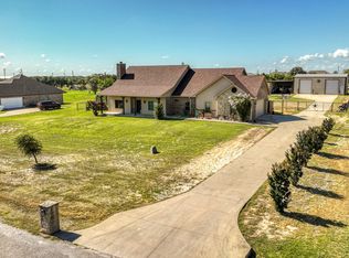127 Gibson Ln, Weatherford, TX 76088
