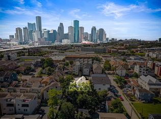 1214 Edwards St, Houston, TX 77007
