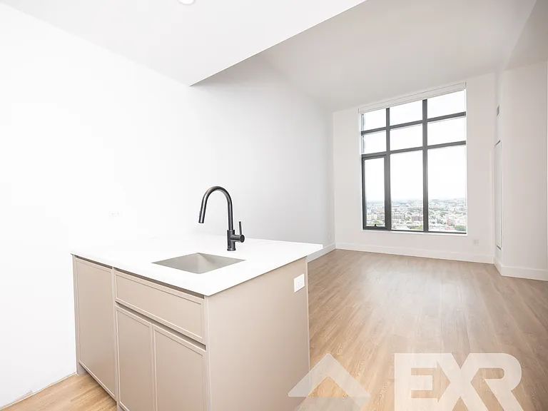 2230 Cropsey Ave #2903 — Photo 4