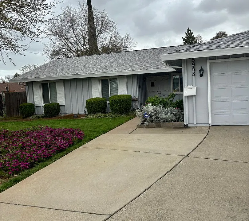 5958 Jeanine Dr