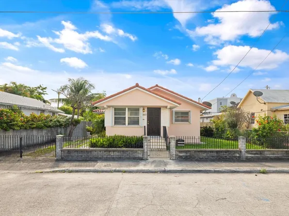 (undisclosed Address), Miami, FL 33125