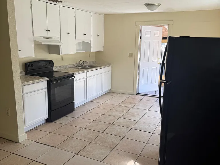 224 Granada Blvd — Photo 1