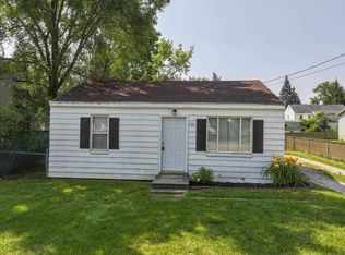 1132 Wisner St, Mount Morris, MI 48458