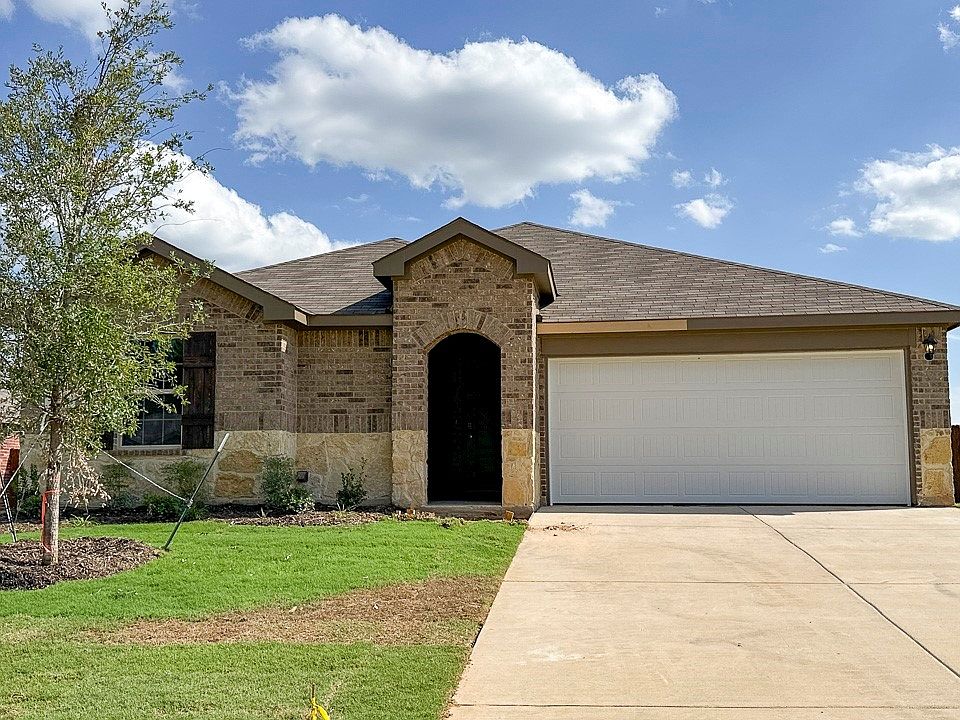 1st image of 508 River Oaks Ln
