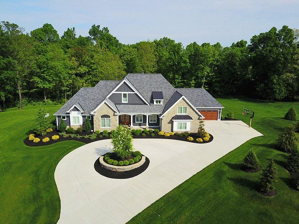 1st image of 5 Voorhees Dr