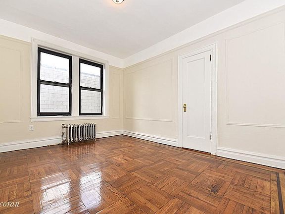 4th image of 2680 30th St APT 4J