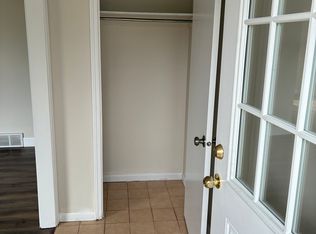 (Undisclosed Address), Lake View, NY 14085