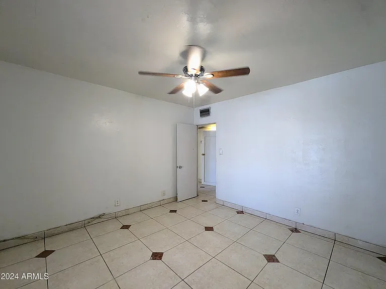 1314 W Whitton Ave — Photo 22