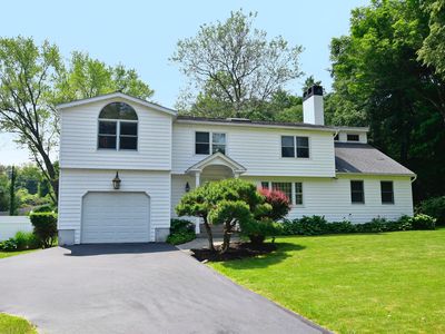 118 Putnam Road, Pomfret Center, CT, 06259