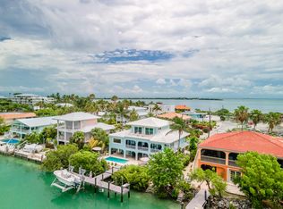 384 E Seaview Dr, Duck Key, FL 33050