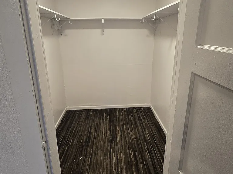 215 Margil St — Photo 10