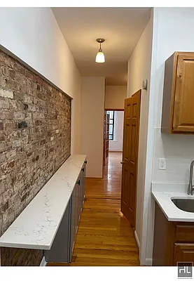 Rented by Highline Residential | media 10