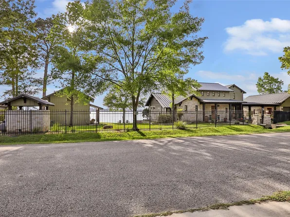 21410 Fox Pup Dr, Crosby, TX 77532