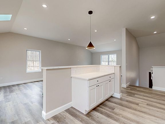5th image of 258 Water Forest Dr