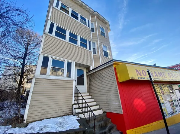 270 Grafton St, Worcester, MA 01604