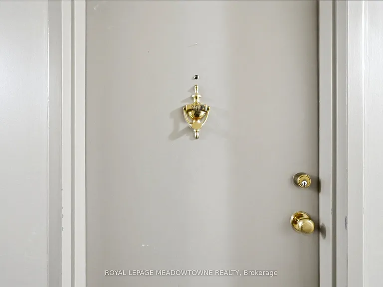 3835 Lake Shore Blvd W #207 — Photo 20