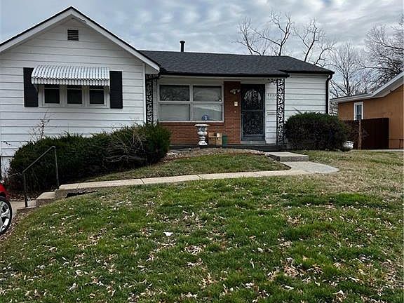 2nd image of 3323 N 36th St