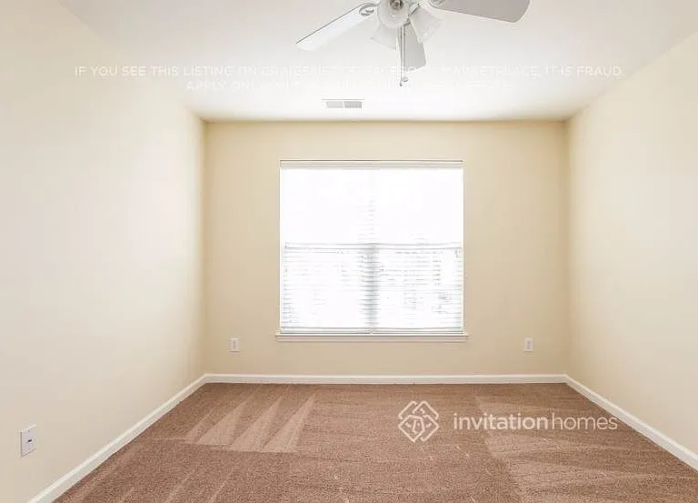 9834 Edinburgh Ln — Photo 13