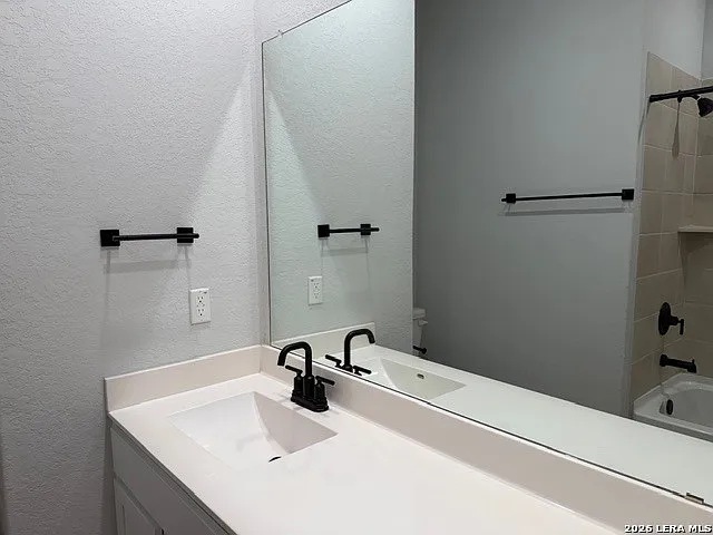 4211 Danforth St — Photo 10
