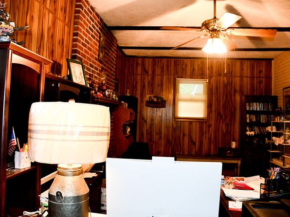 1157 Buttercup Rd, Vansant, VA 24656