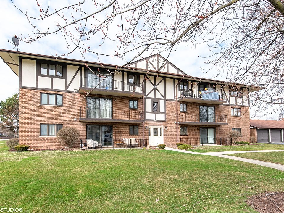 1st image of 11042 S Theresa Cir APT 2C